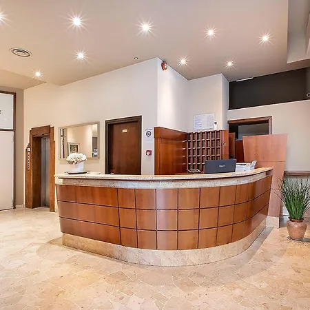 Conradi Hotell Chiavenna