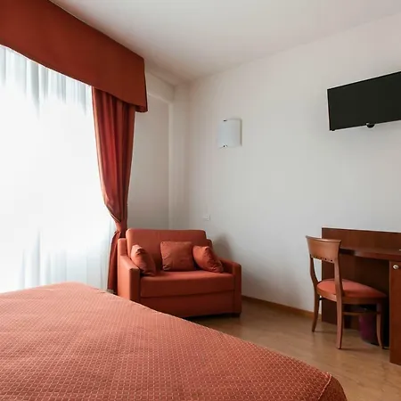 Conradi 3*